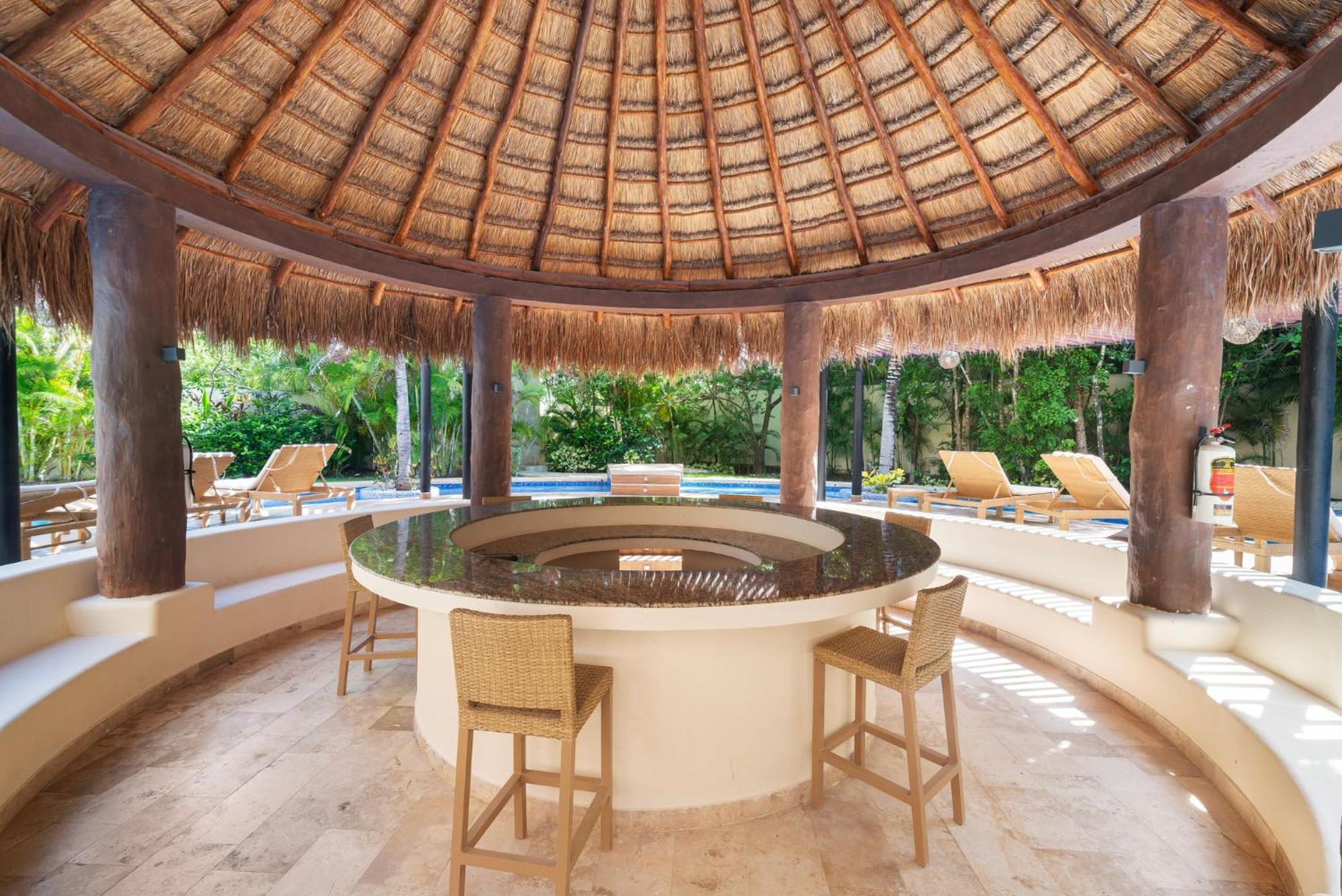 Luxurious Penthouse With Jungle View & Private Pool Appartement Tulum Pueblo Buitenkant foto